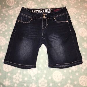 Hydraulic Shorts( Lola Curvy )